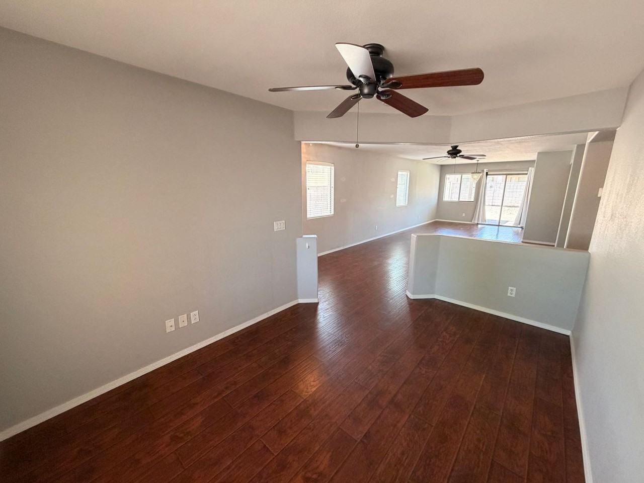 17520 W Watson Ln - Photo 6 of 21