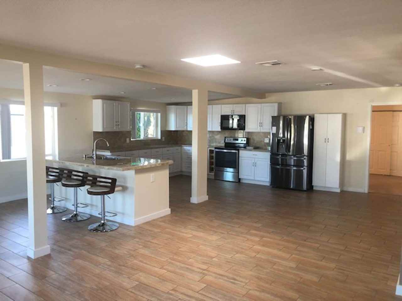 25424 S Wyoming Ave - Photo 3 of 12
