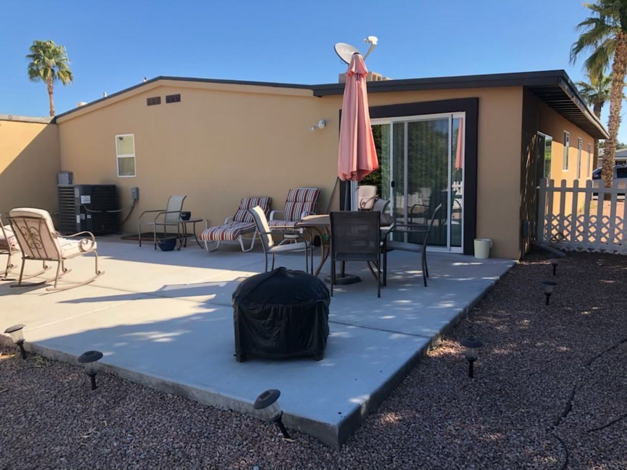 25424 S Wyoming Ave - Photo 4 of 18