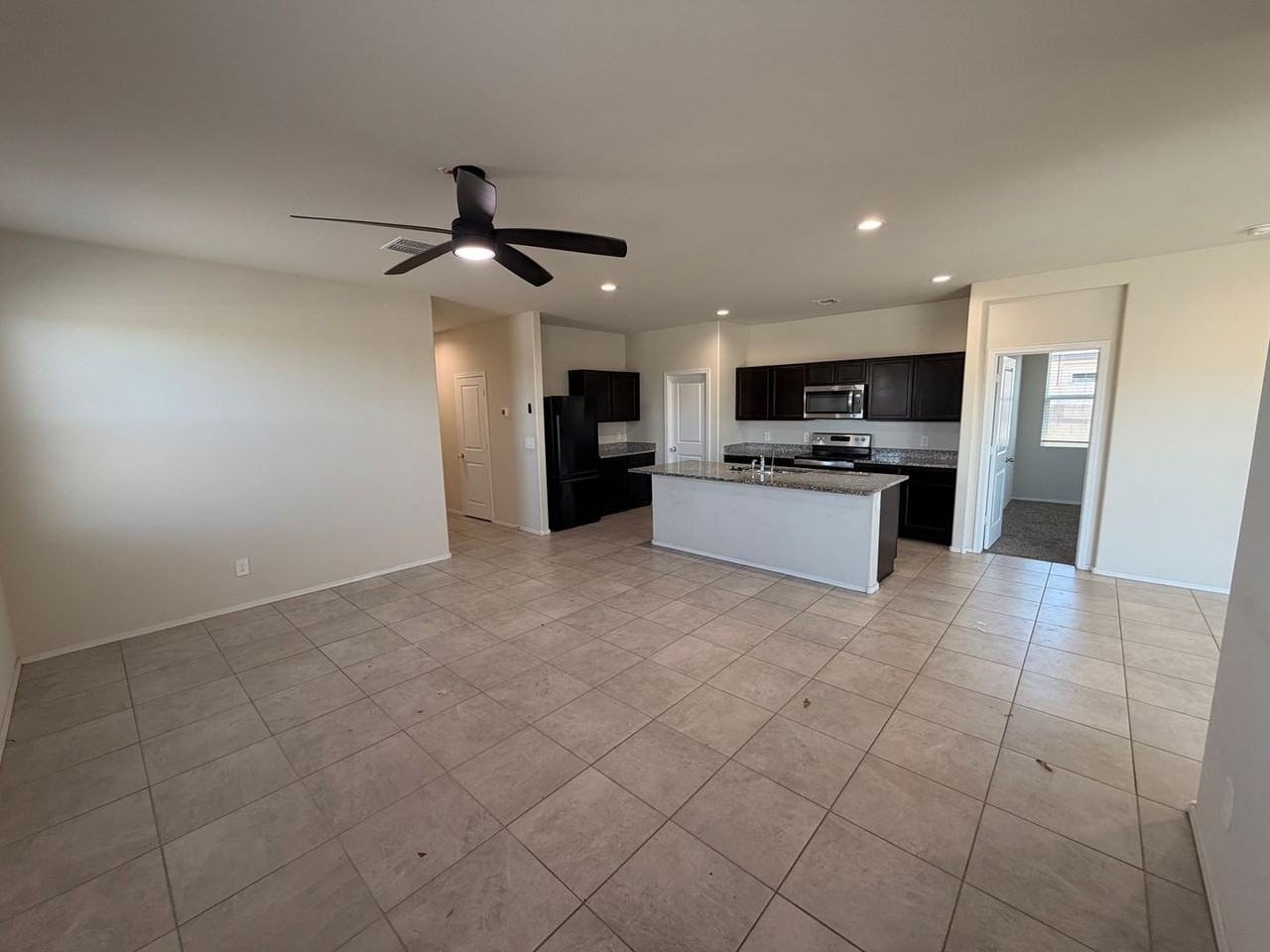 W Whispering Wind Dr - Photo 3 of 18