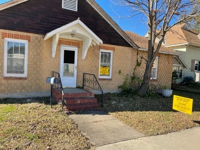 103 South Main Street - Photo 2 of 18