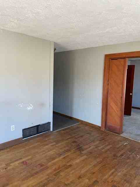 103 South Main Street - Photo 5 of 18