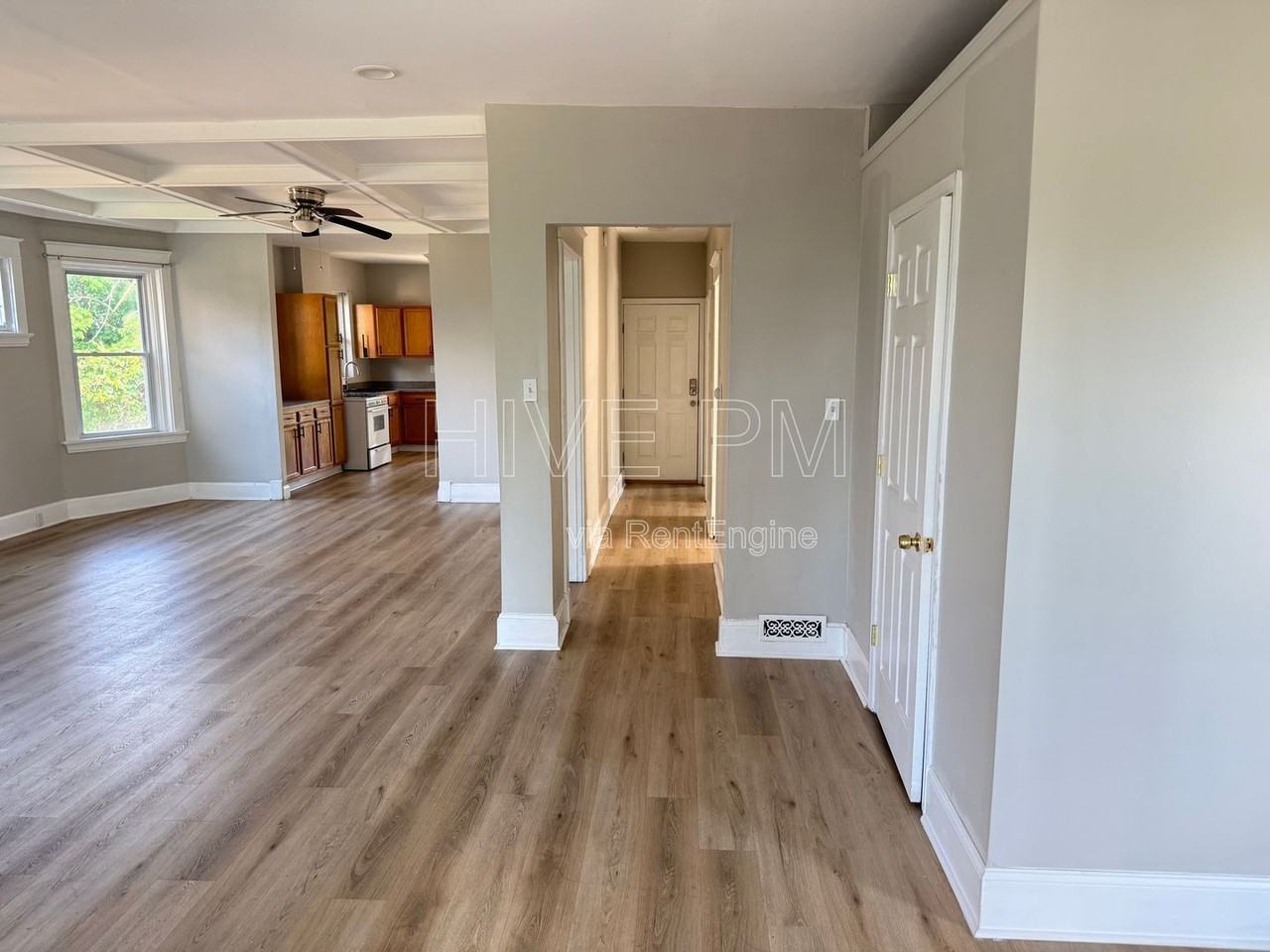 611 E Mitchell Ave #2 - Photo 6 of 22