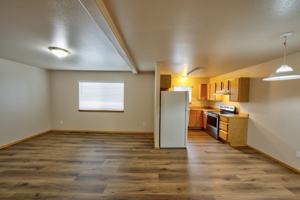 featured image of 1133 Ne Hidden Valley Dr