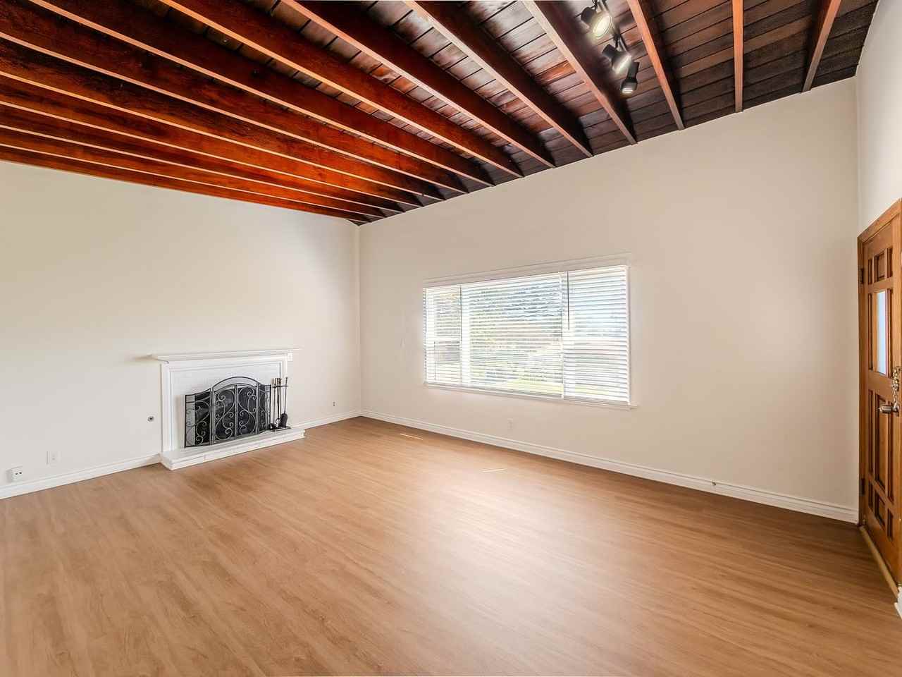 3123 Los Olivos Ln - Photo 2 of 19