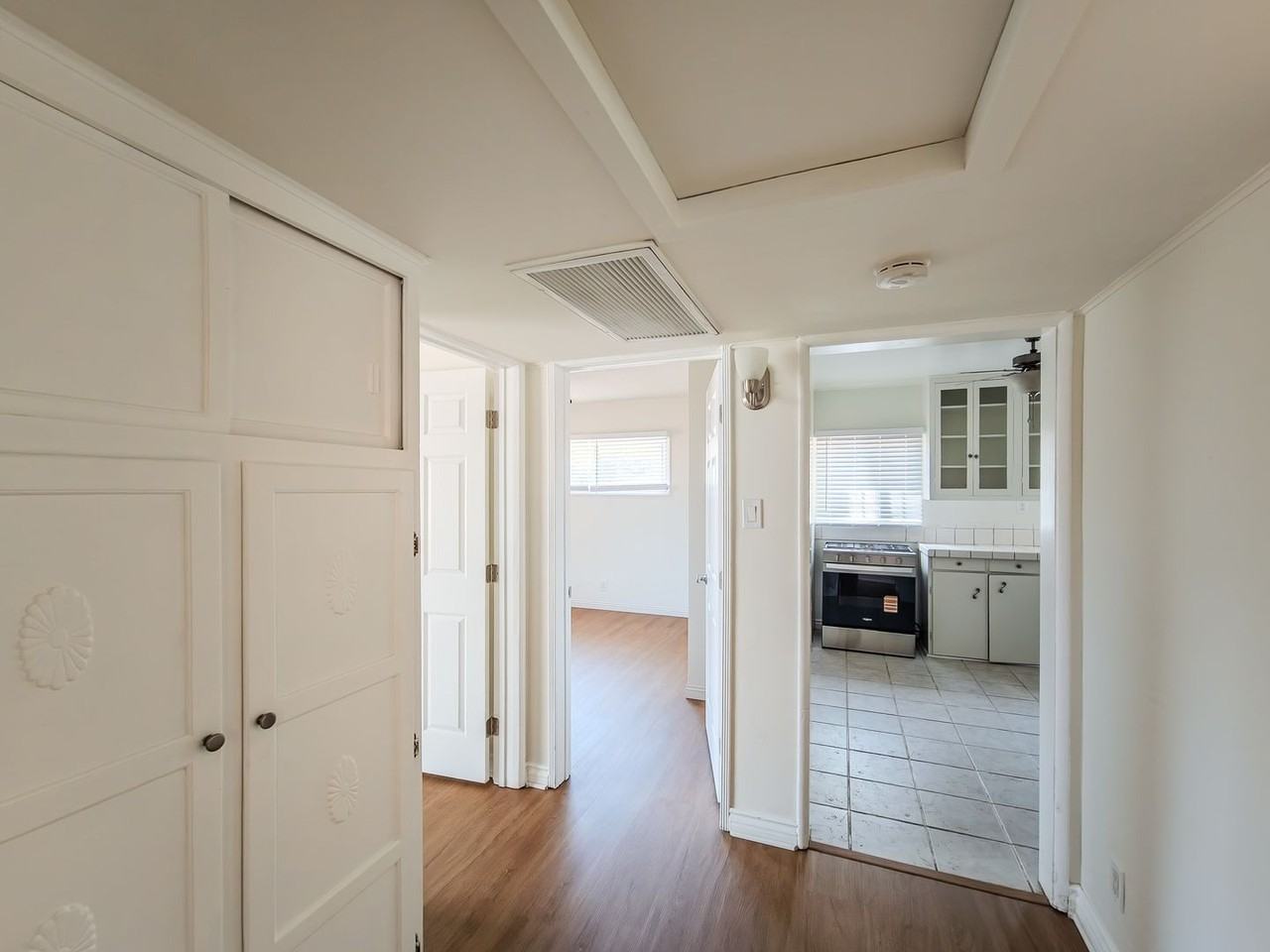 3123 Los Olivos Ln - Photo 5 of 19