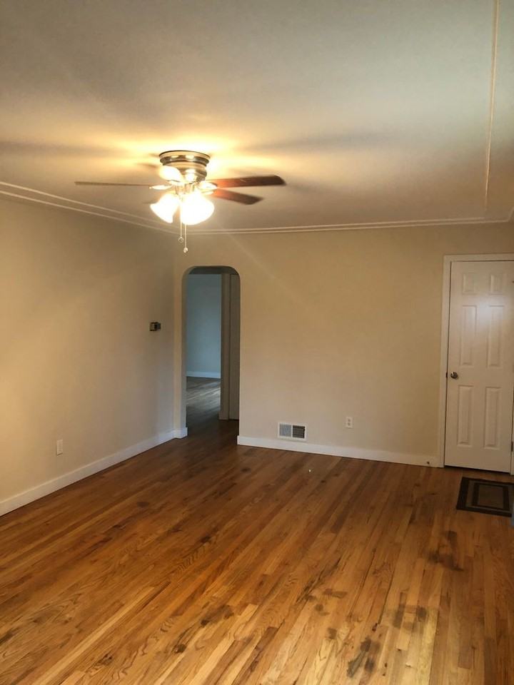 3917 W Hoffman Ave - Photo 2 of 18