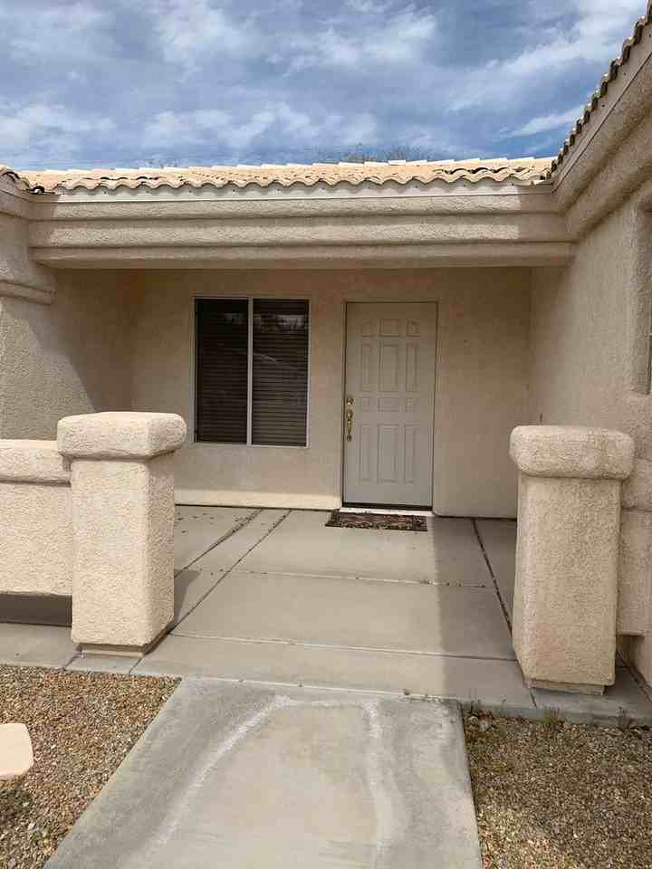 3301 Tolteca Dr - Photo 4 of 25