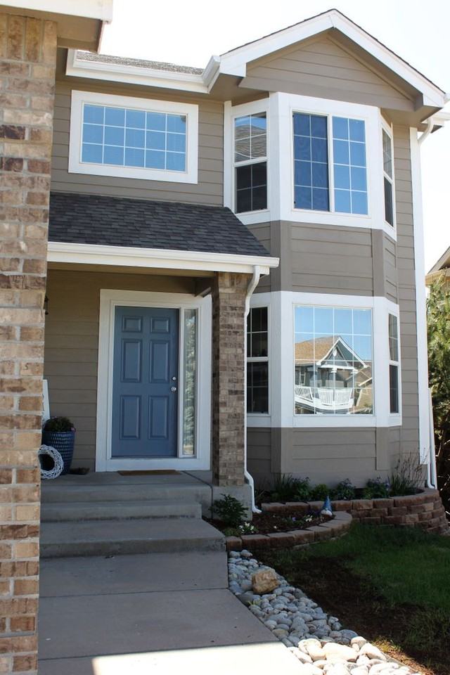 7665 Chancellor Dr - Photo 3 of 42