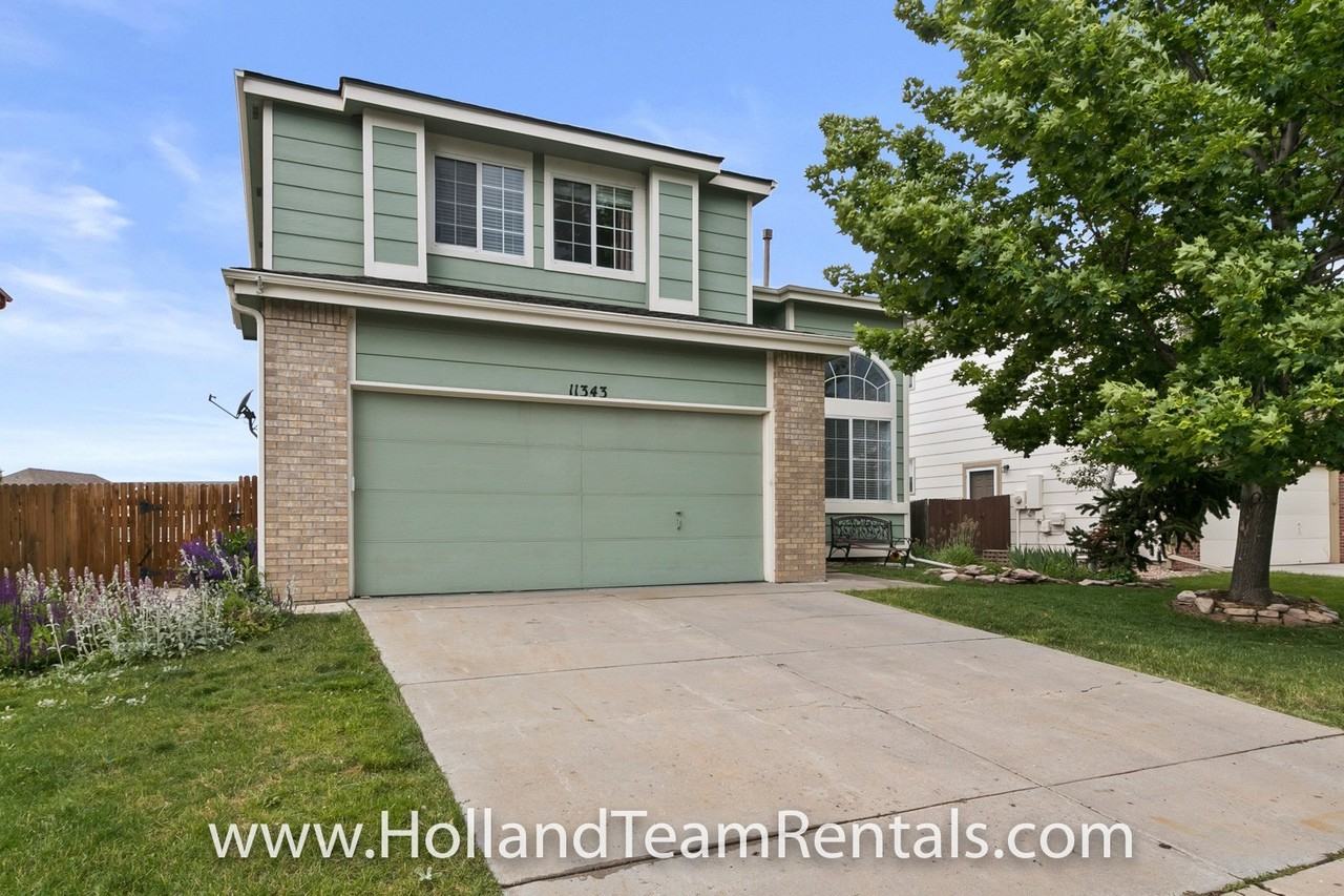 11343 Latigo Ln - Photo 2 of 25