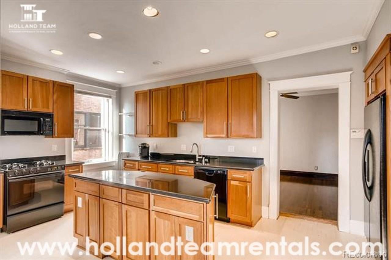 1560 N Ogden St #D - Photo 7 of 50