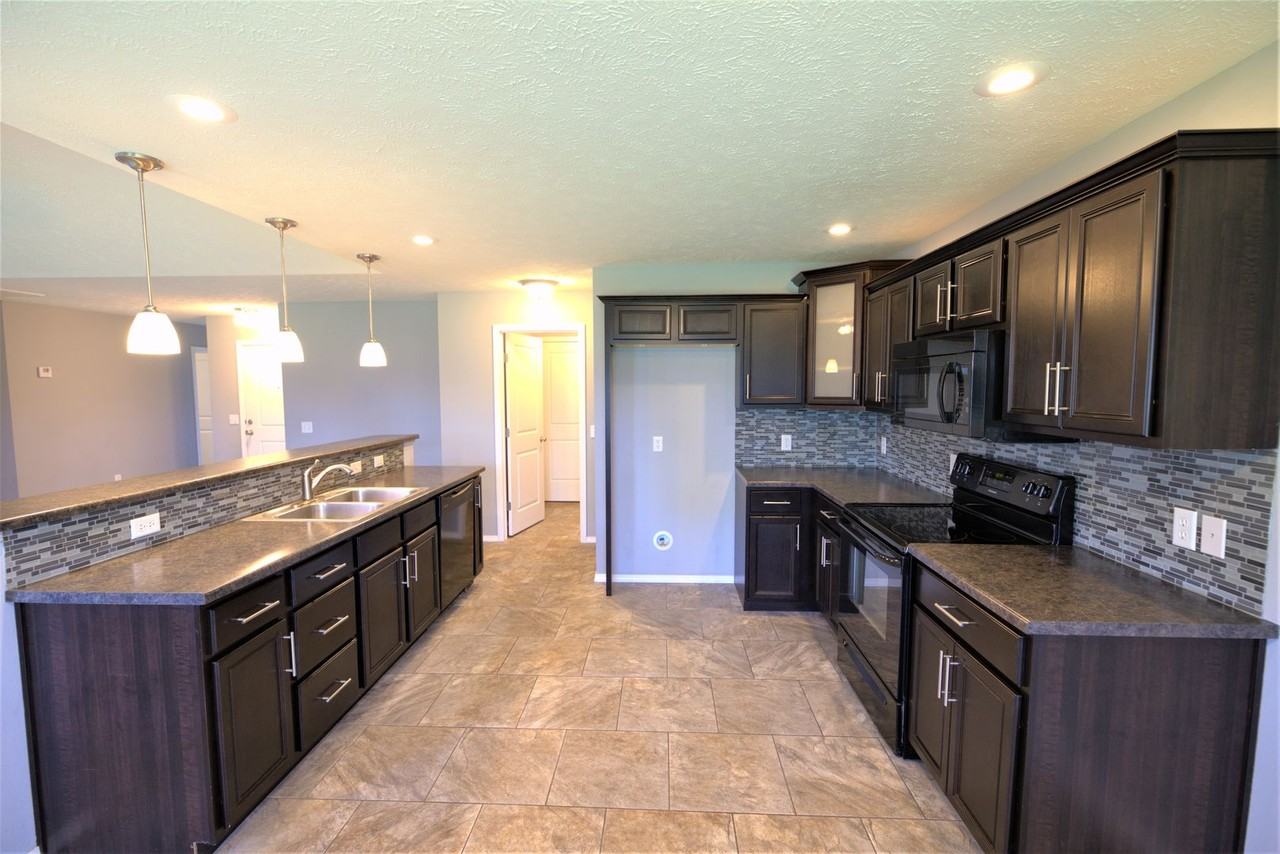4104 N Grassland Dr - Photo 7 of 16