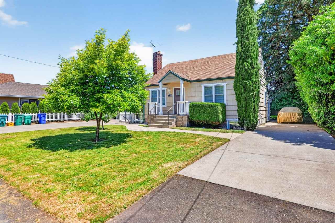 1414 Ne 109th Ave - Photo 2 of 25