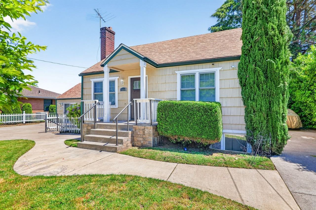 1414 Ne 109th Ave - Photo 4 of 25