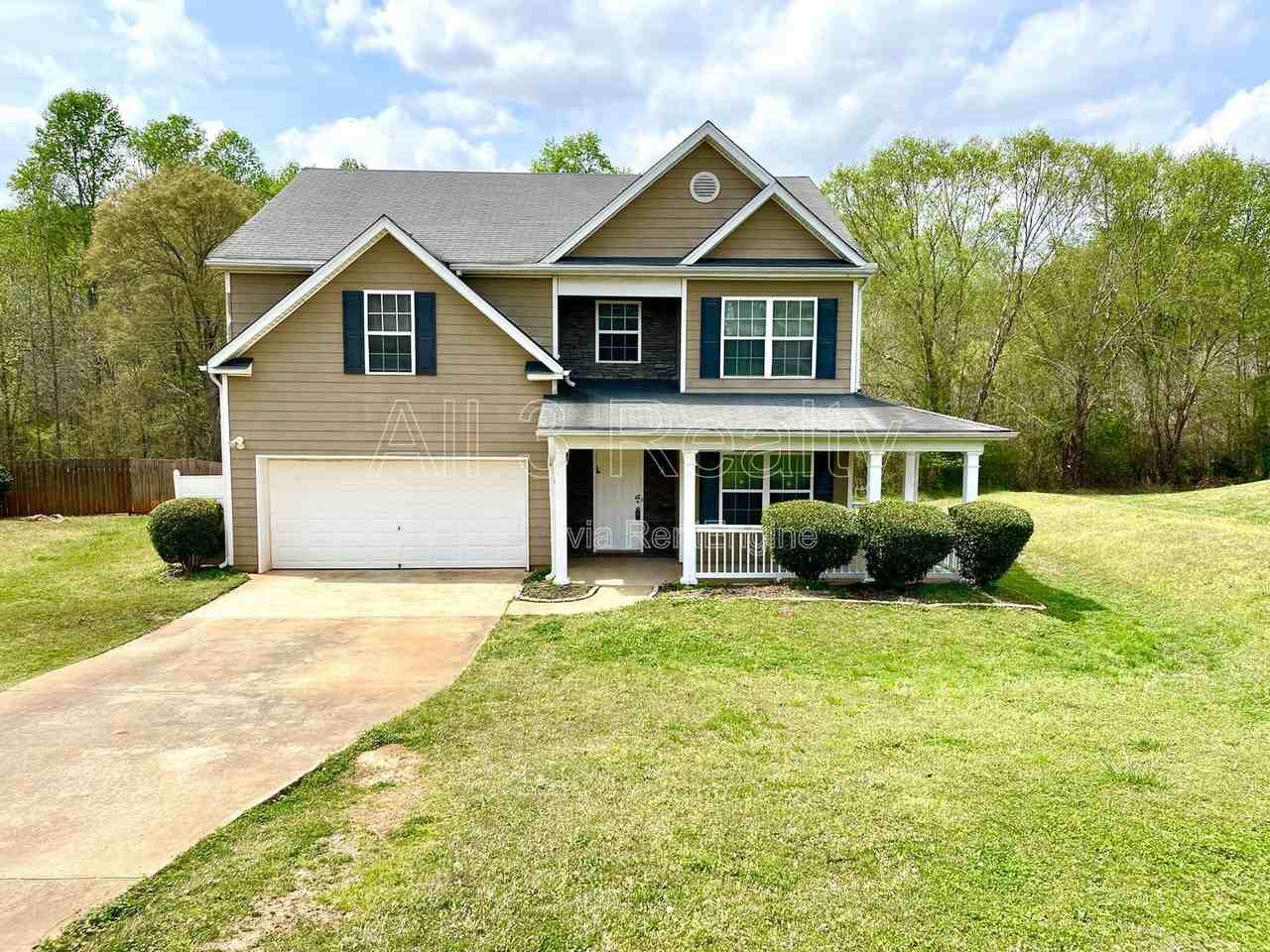 225 Forrest Ln