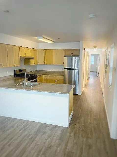1626-1628 Annie Street - Photo 4 of 11