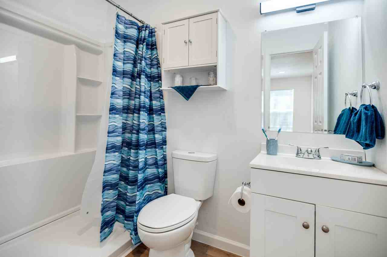 905 West Abram Street - Photo 7 of 19