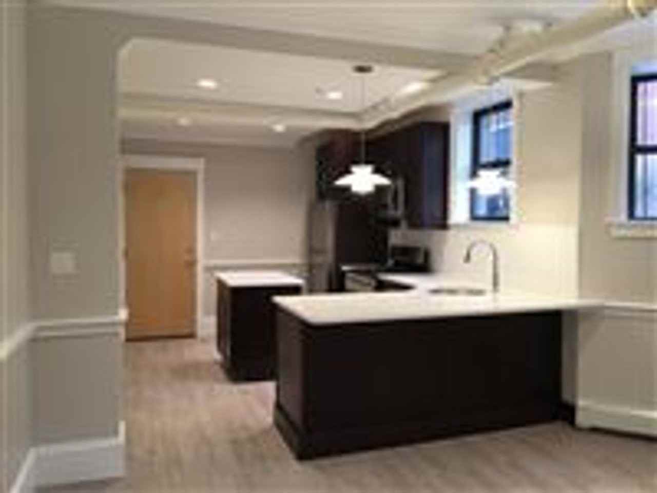 1343 Commonwealth Ave - Photo 3 of 17