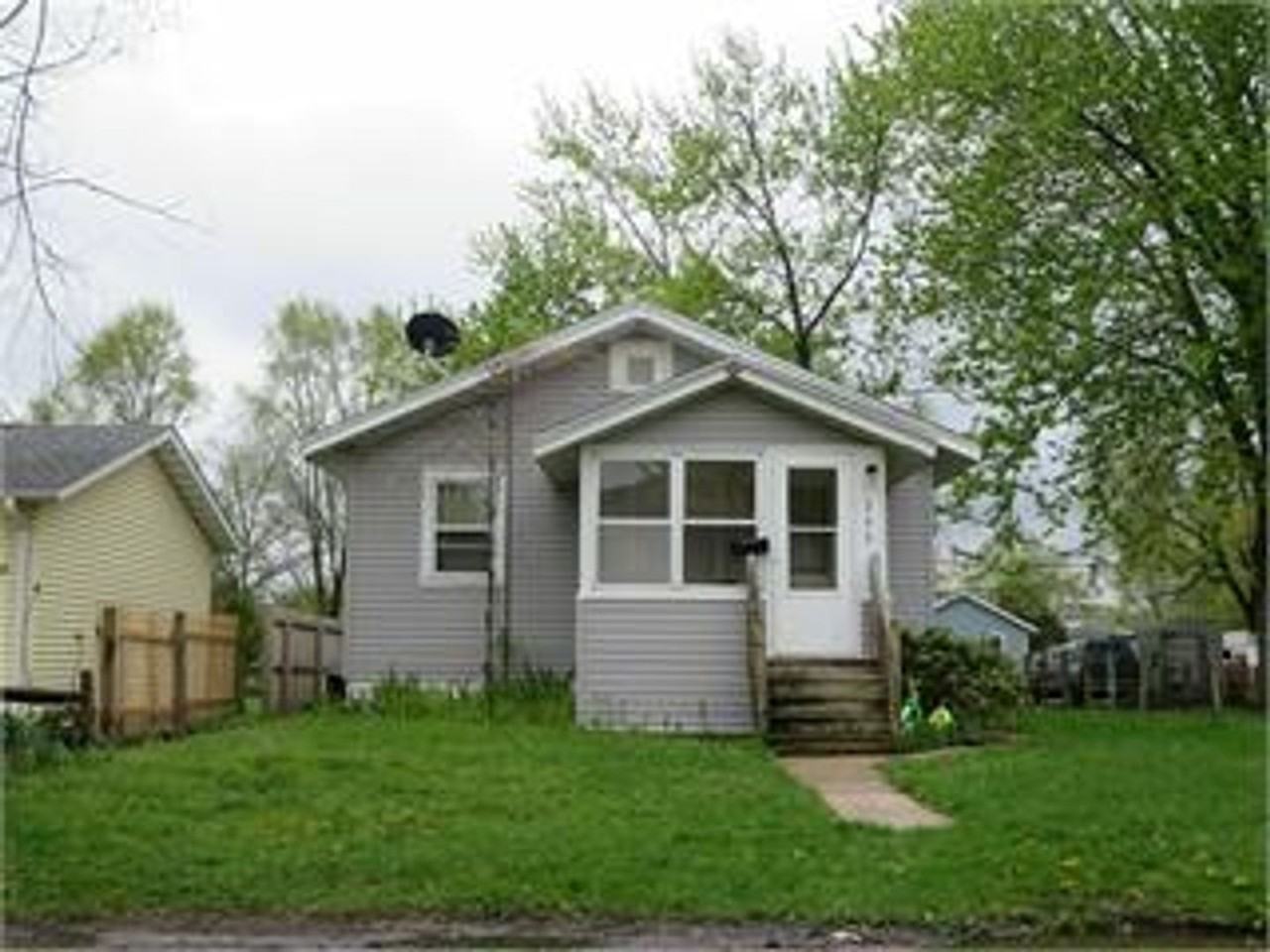 222 Blowers Ave