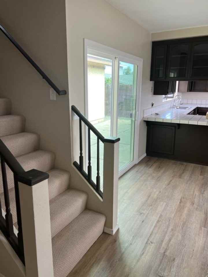 483 Quail Ct - Photo 2 of 42