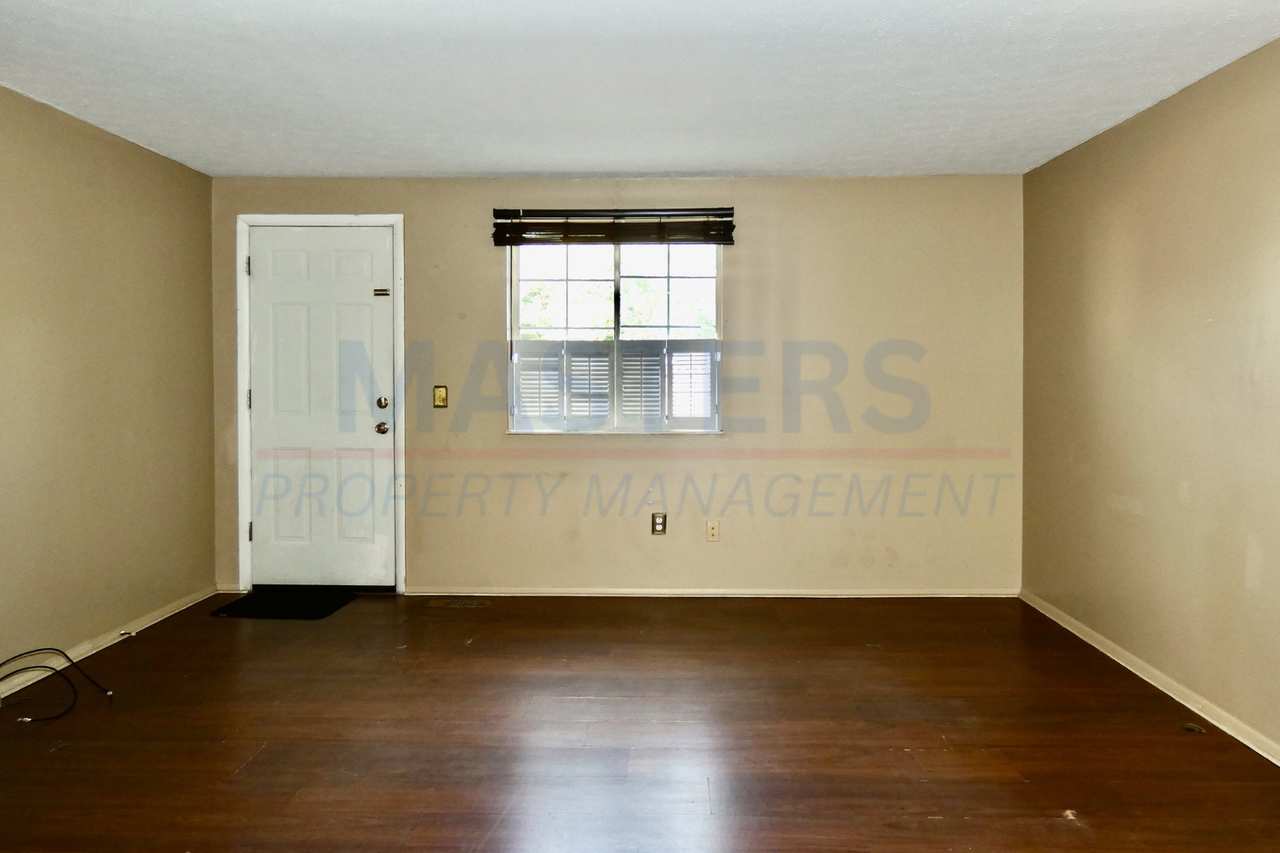 5929 Black Oak Dr #C - Photo 2 of 14