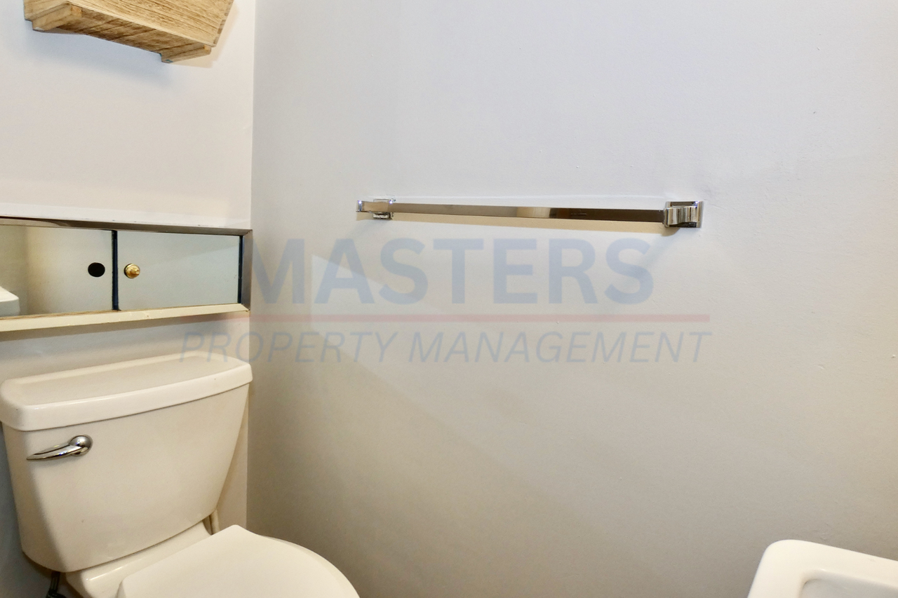 5929 Black Oak Dr #C - Photo 6 of 14