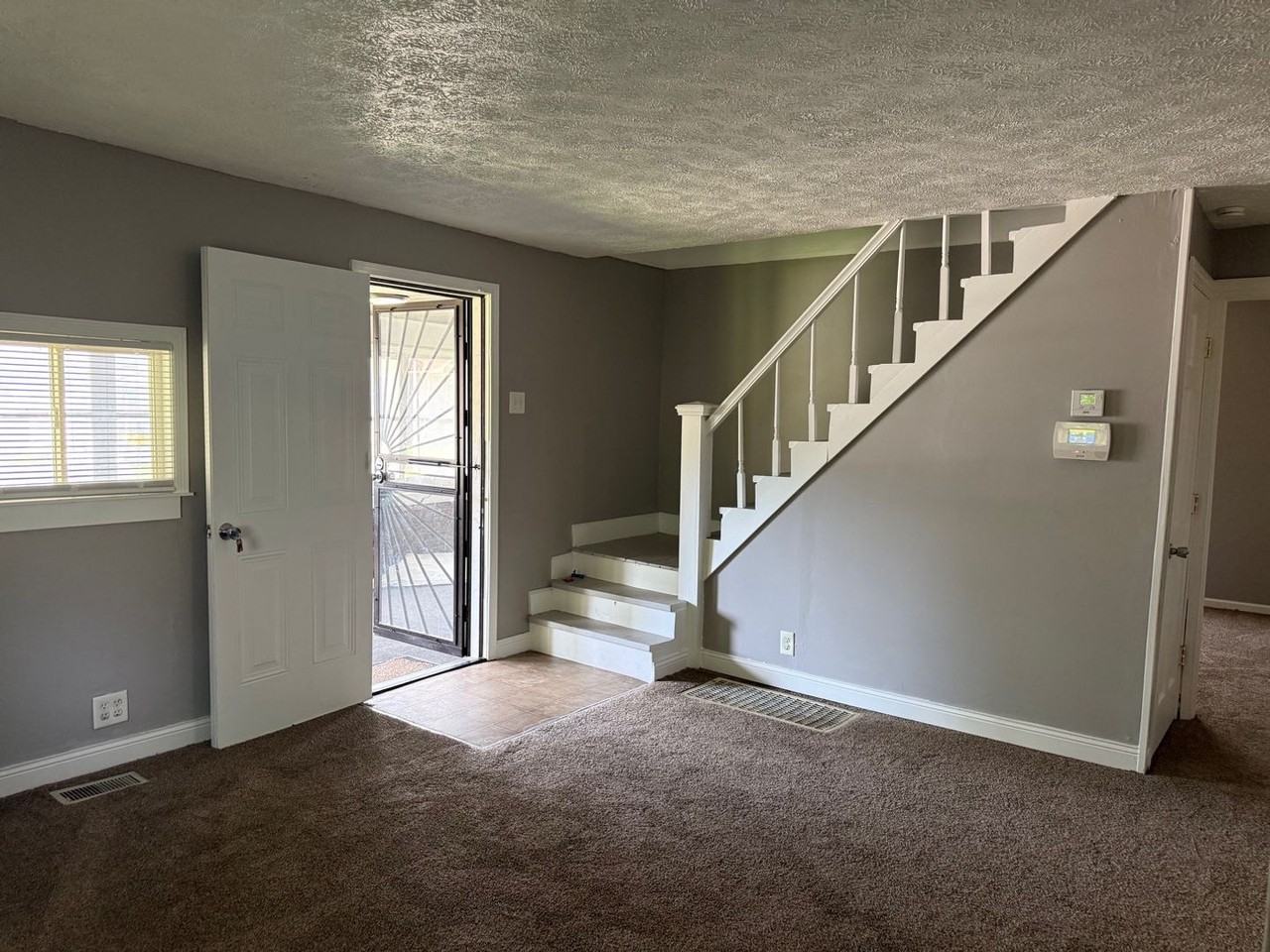 3920 E 30th St - Photo 4 of 19