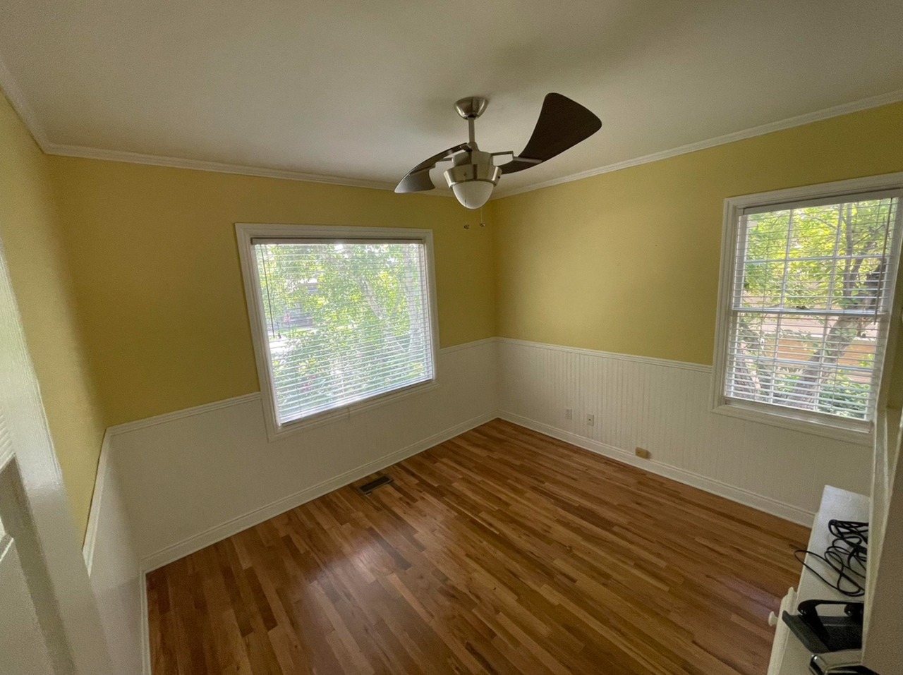 1323 E Logan Ave - Photo 5 of 10