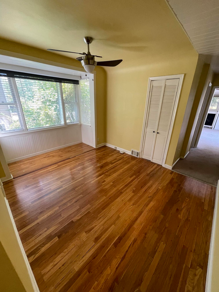 1323 E Logan Ave - Photo 7 of 10
