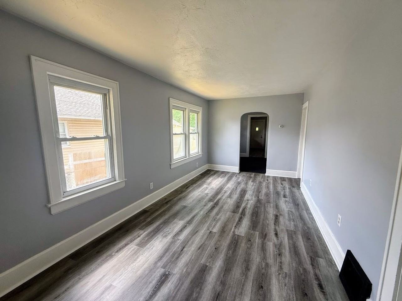 748 Hudson Ave - Photo 2 of 12