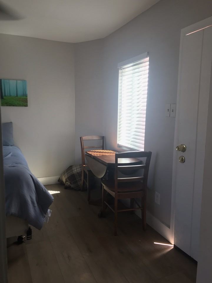 200 W White Street - Photo 2 of 14
