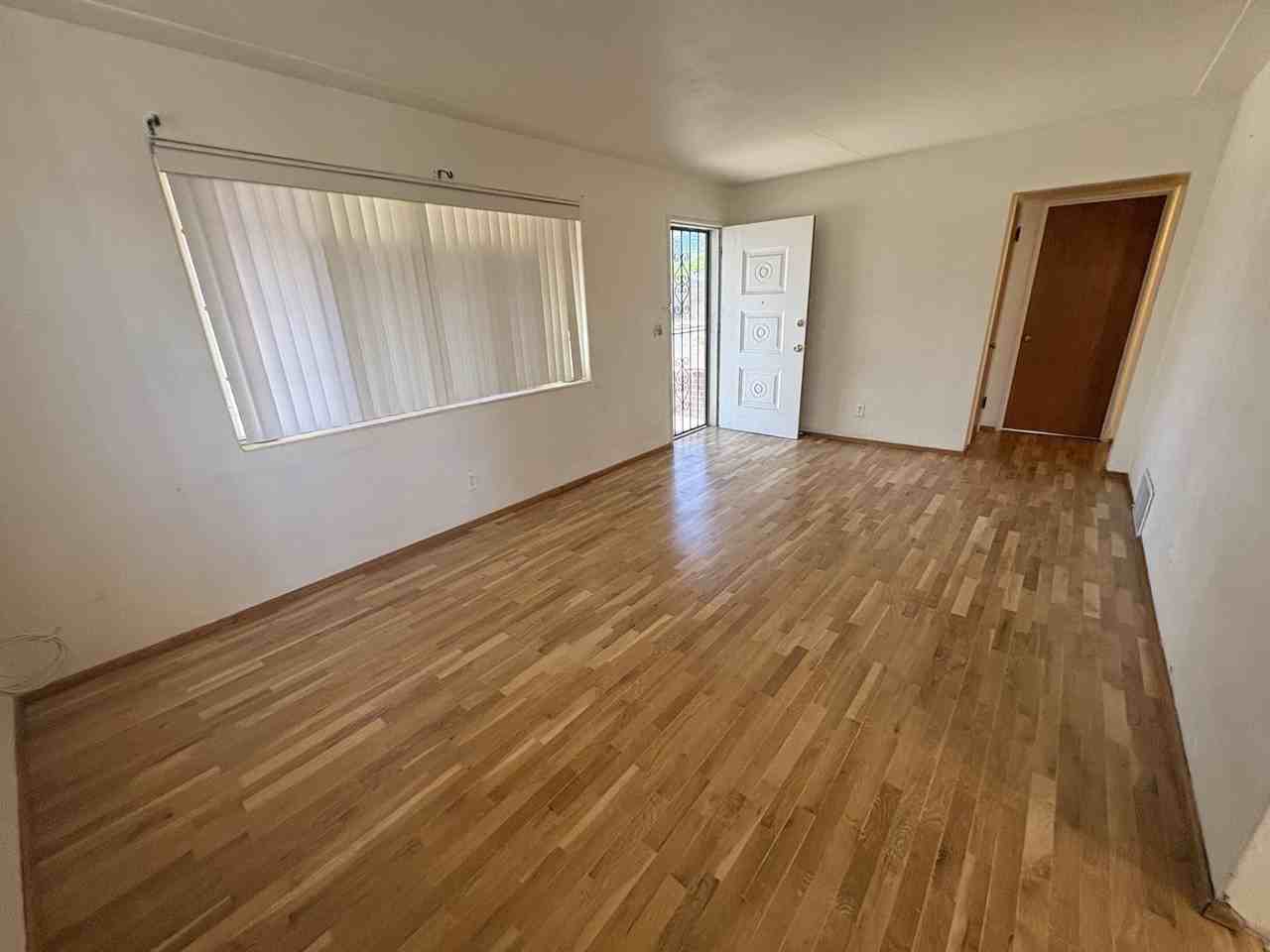 1908 N Tucker Dr - Photo 6 of 37