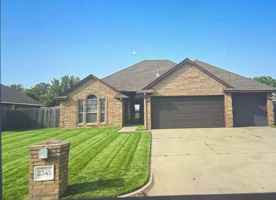 featured image of 2345 Bradford Ave