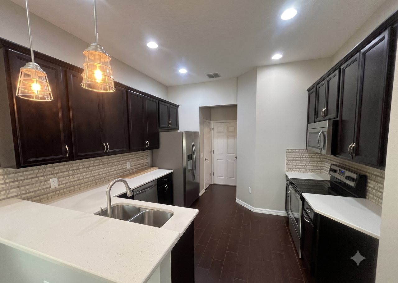 9313 Tyrella Pine Trl - Photo 6 of 29
