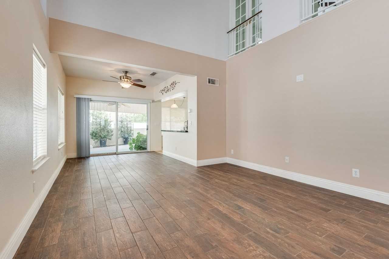 2640 Starfish Ct - Photo 3 of 17