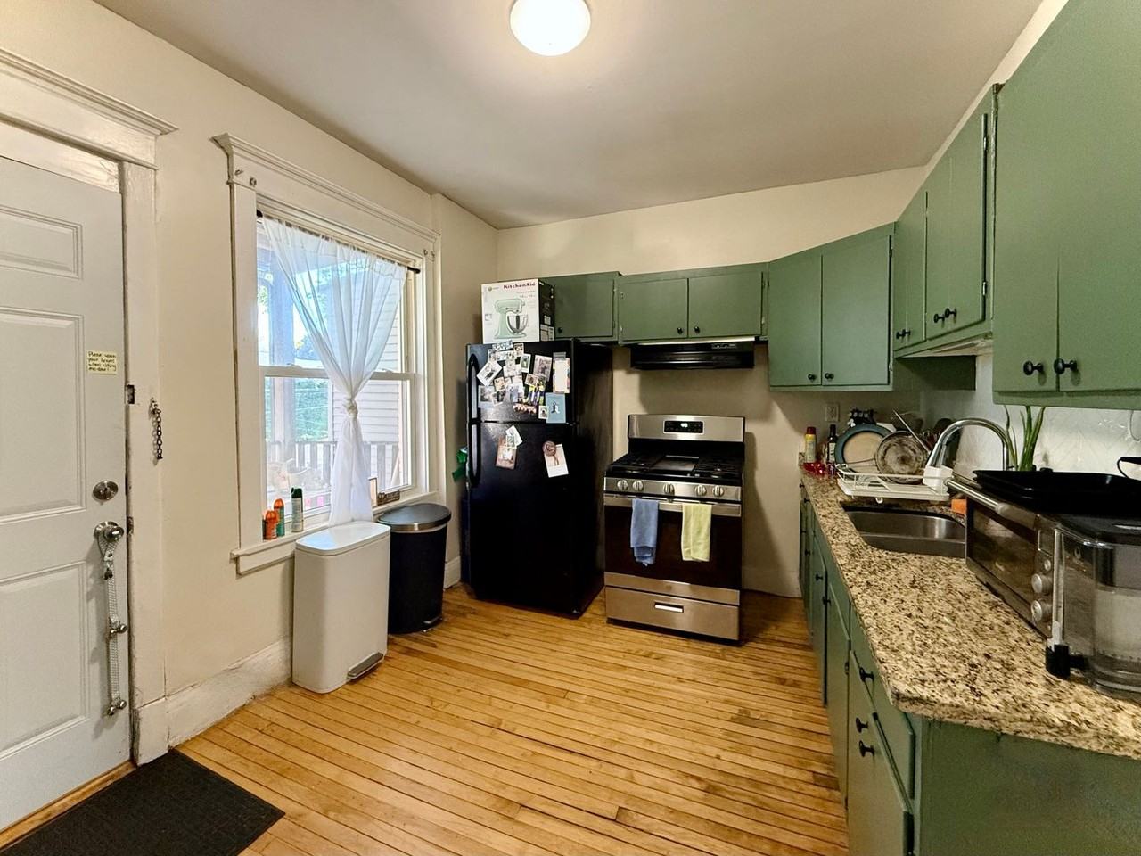 47 Chicago Ave - Photo 2 of 21
