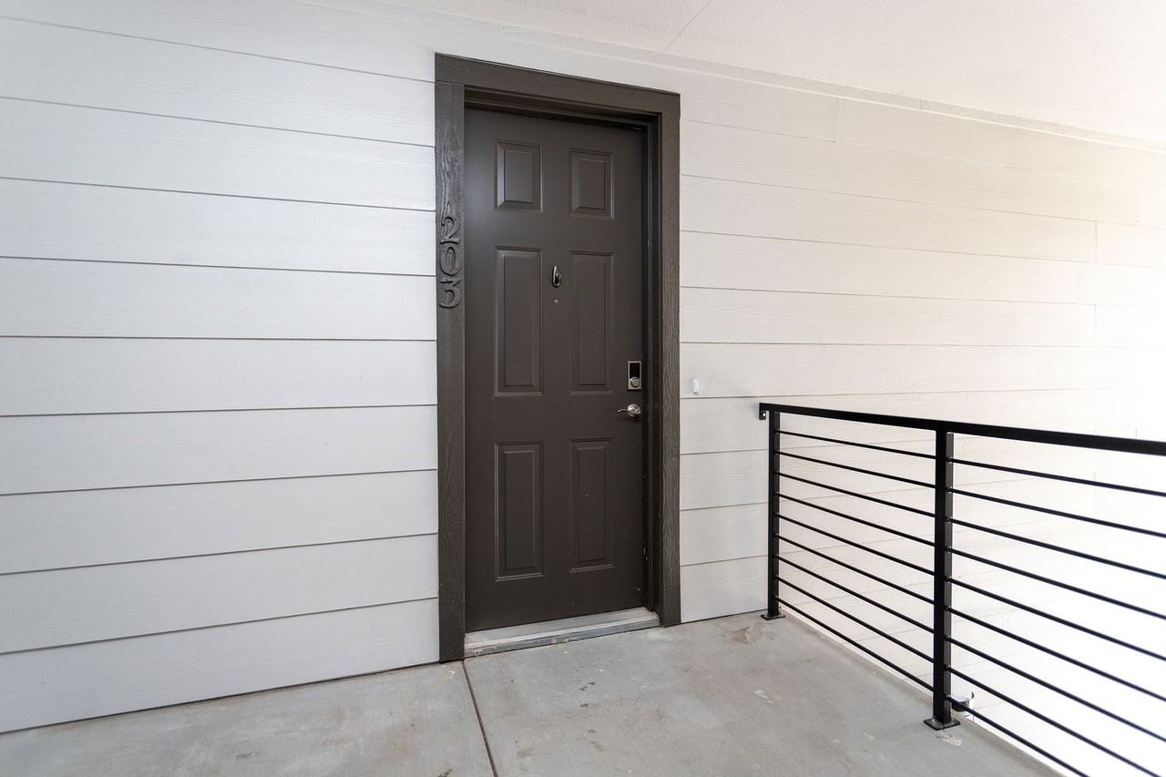 3855 Presidio Pt #203 - Photo 2 of 28