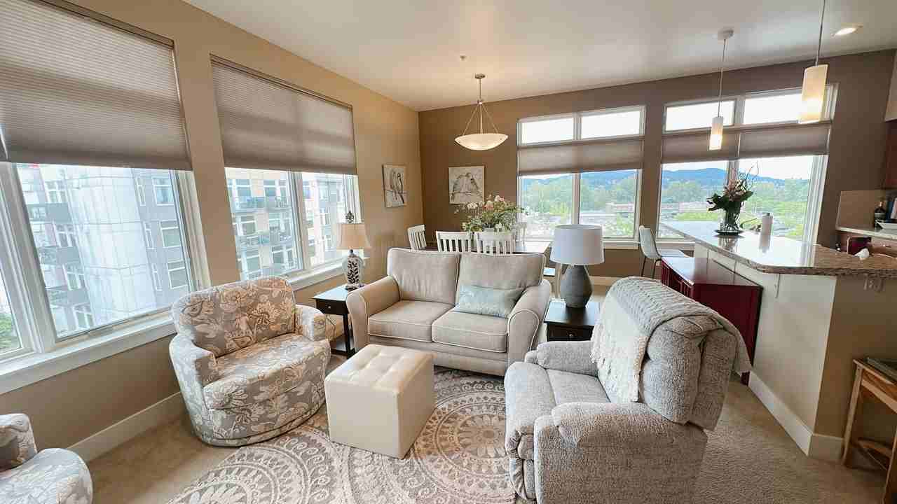 3111 Newmarket St #512 - Photo 3 of 24