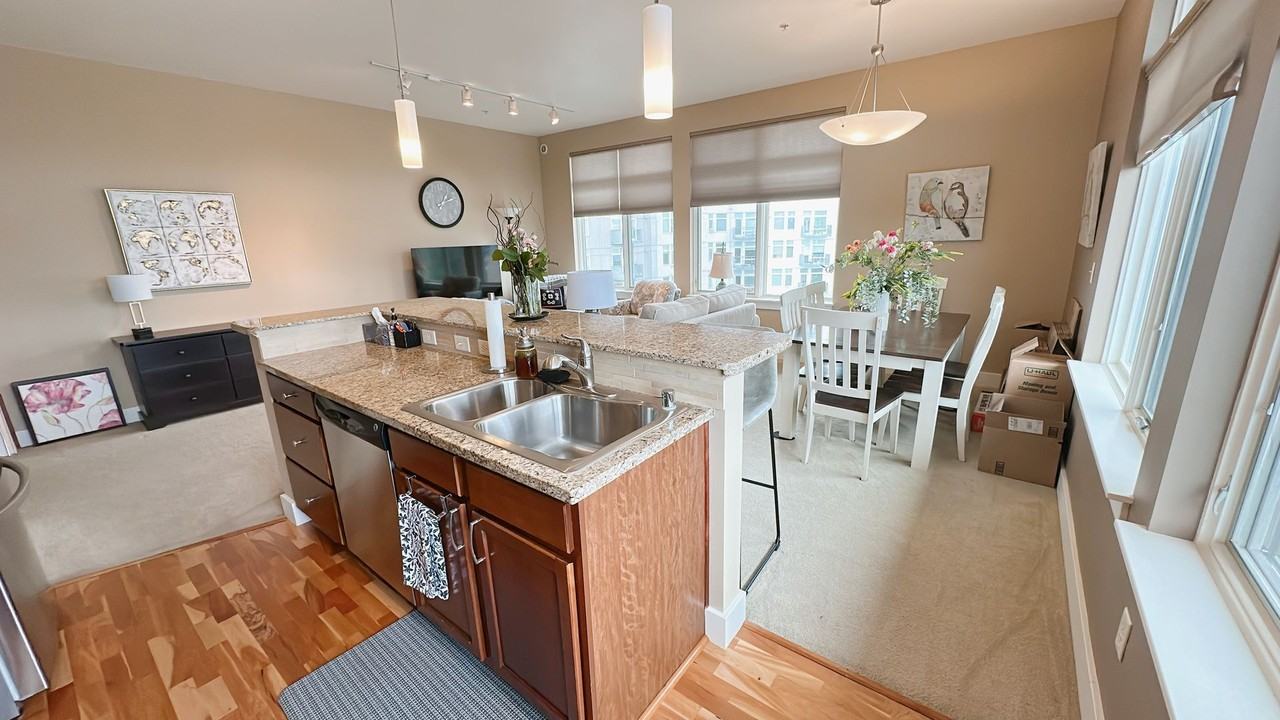 3111 Newmarket St #512 - Photo 7 of 24