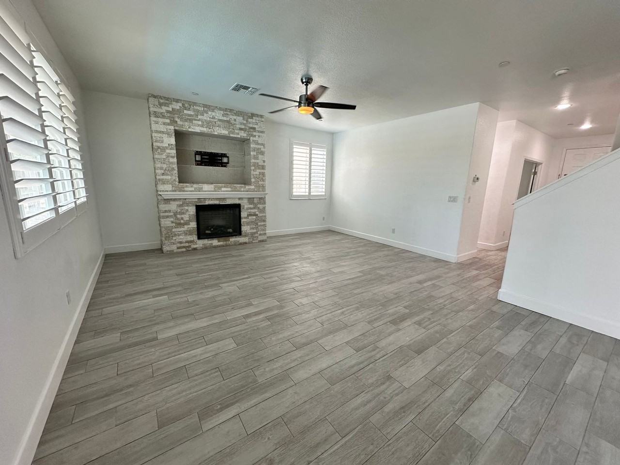 3726 N Shady Ct - Photo 7 of 18