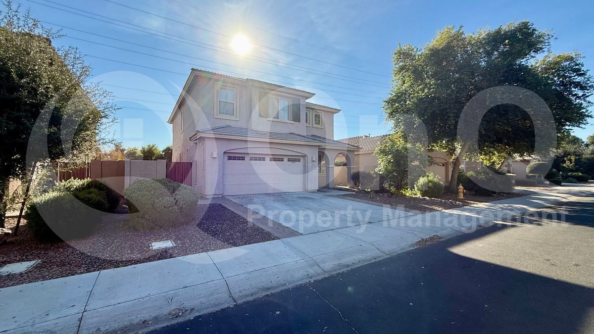 3231 S Santa Rita Way - Photo 2 of 41