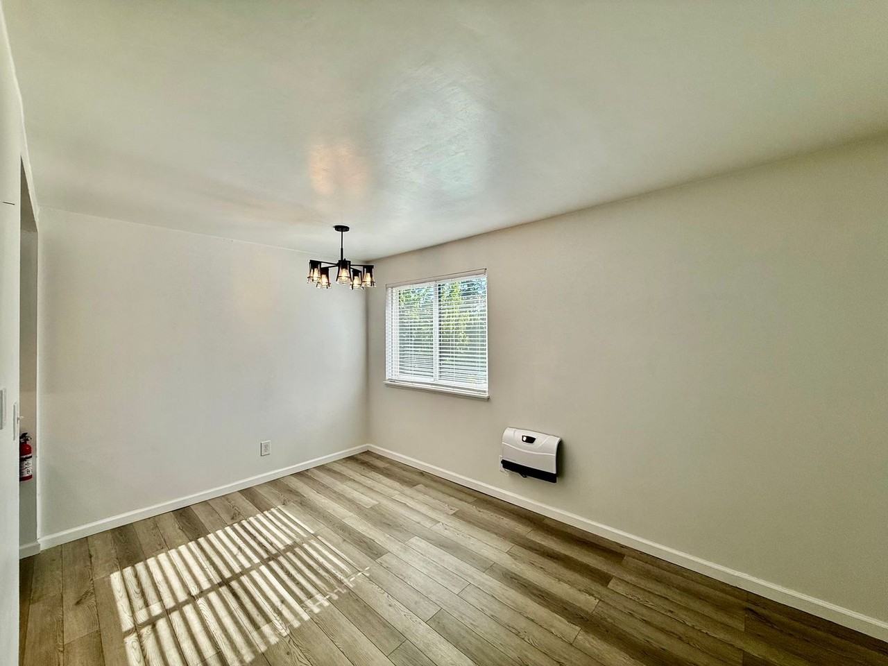 18902 8th Ave Nw #306 - Photo 4 of 14