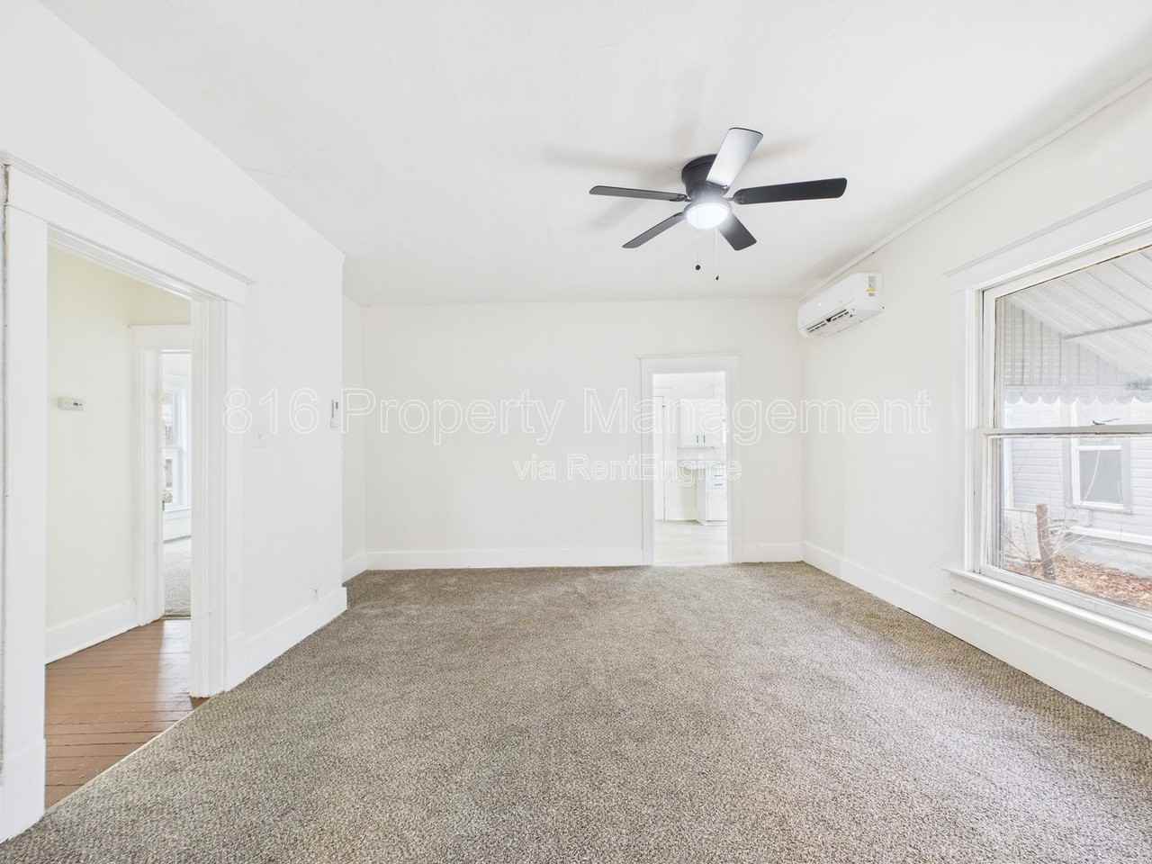 411 Main St - Photo 5 of 17
