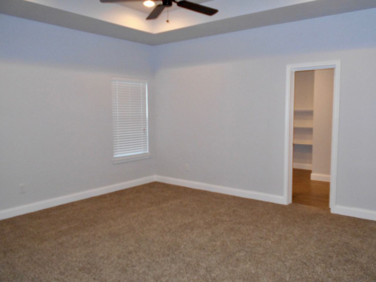 4908 Jefferson St #1 - Photo 4 of 10