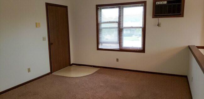 645 Galena Court - Photo 6 of 21