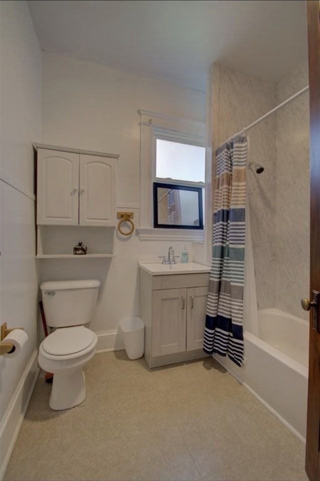 1209 Scott Street - Photo 7 of 39