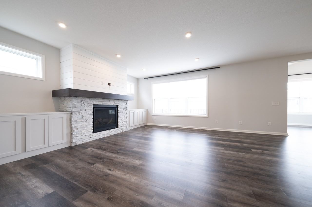 3849 Thrush St #1 - Photo 5 of 50