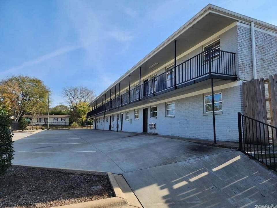 Woodridge Crossing - Photo 4 of 30
