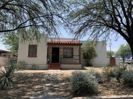 featured image of 1930 E Mabel St #1