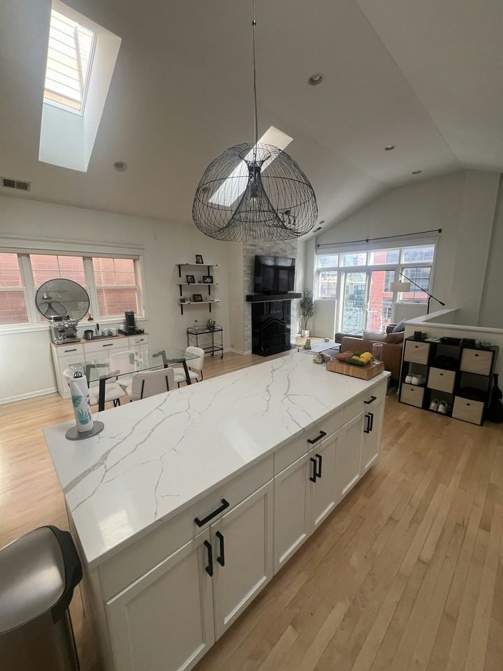 1044 West Fulton Market, Unit 4 - Photo 4 of 19